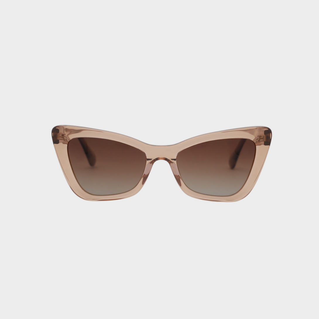 NETRAZ NZ4228 Tea Cat Eye Sunglasses With Tea Frame And Brown Gradient Lens Front View